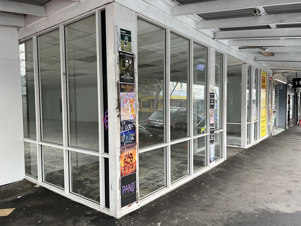 Newtown Newtown retail