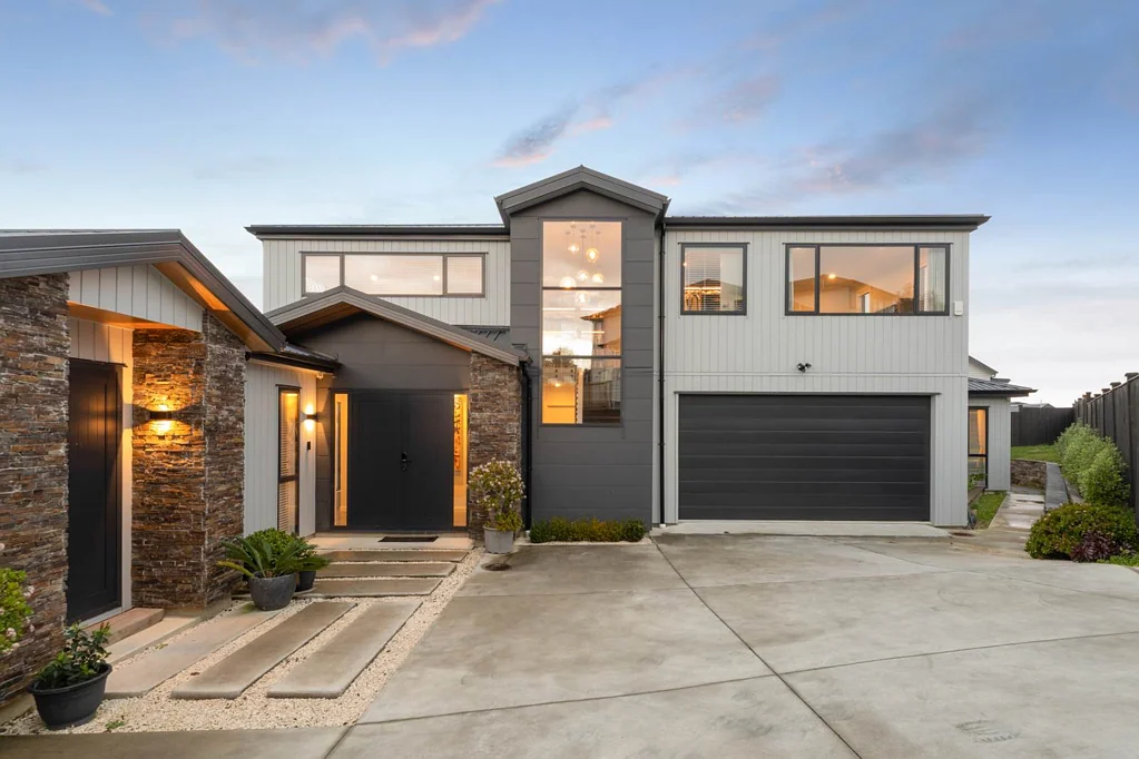 Albany Heights 7 Bedroom Luxury 7-Bed Builder’s Home with Private Wing