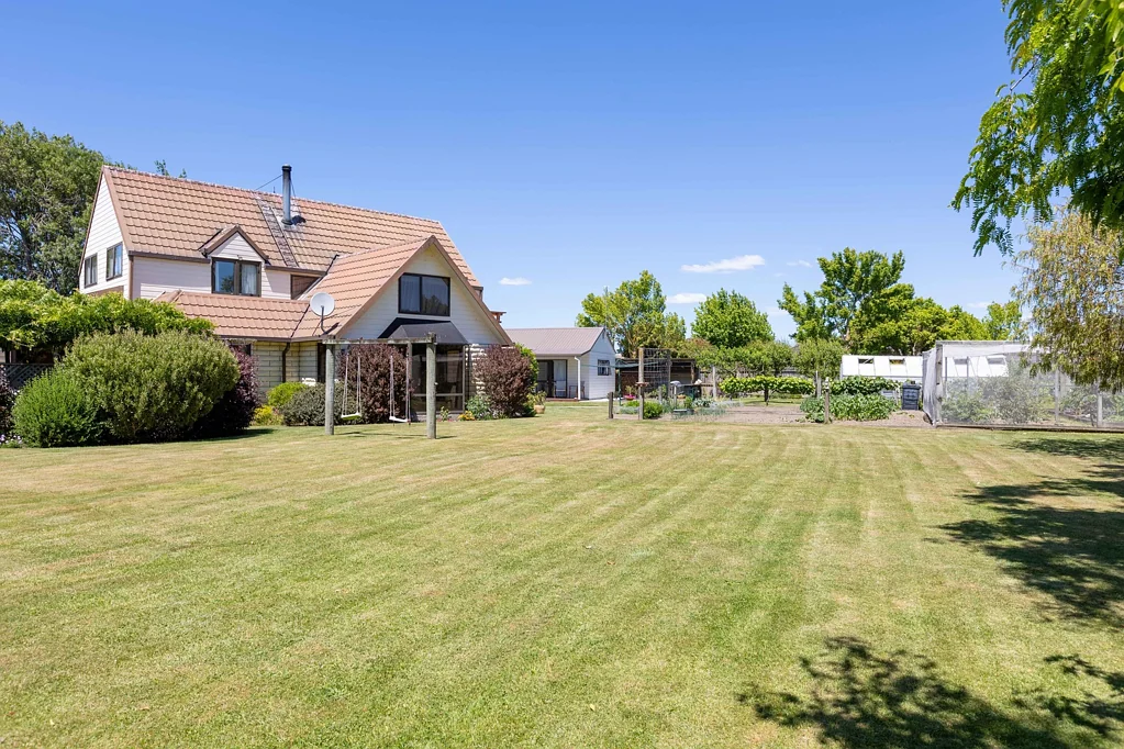 Woodend 5房  The good life starts here