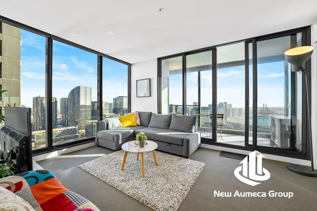 Melbourne 2 Bedroom Sunlit Sophistication with Sweeping Skyline Views