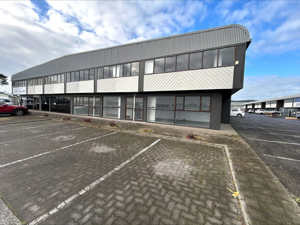 Manukau Wiri Industrial Unit - Functional Complex
