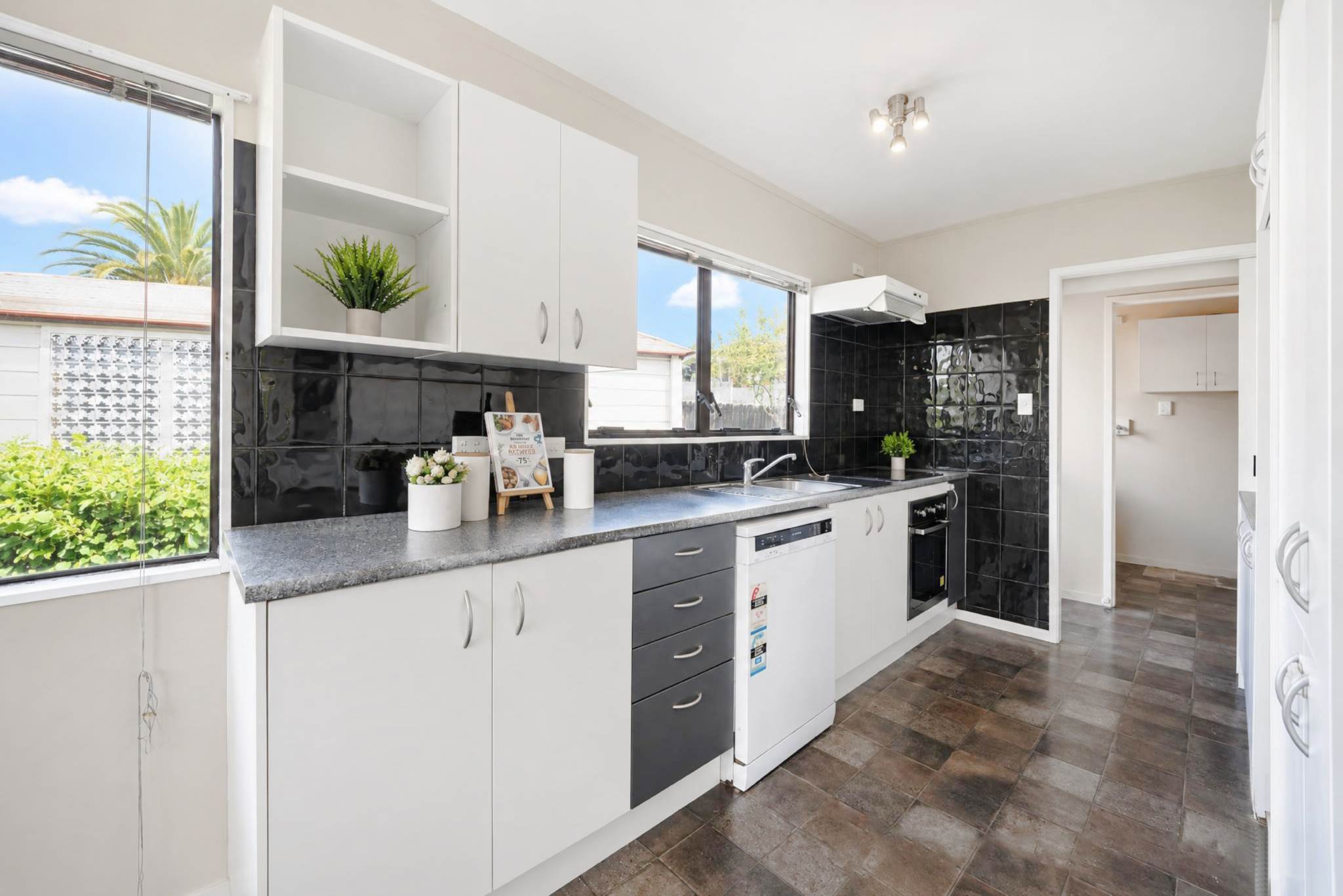 15 Hassan Drive, Massey, photo 9