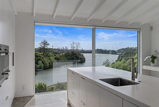 180 Meadowbank Road, Meadowbank, Auckland City