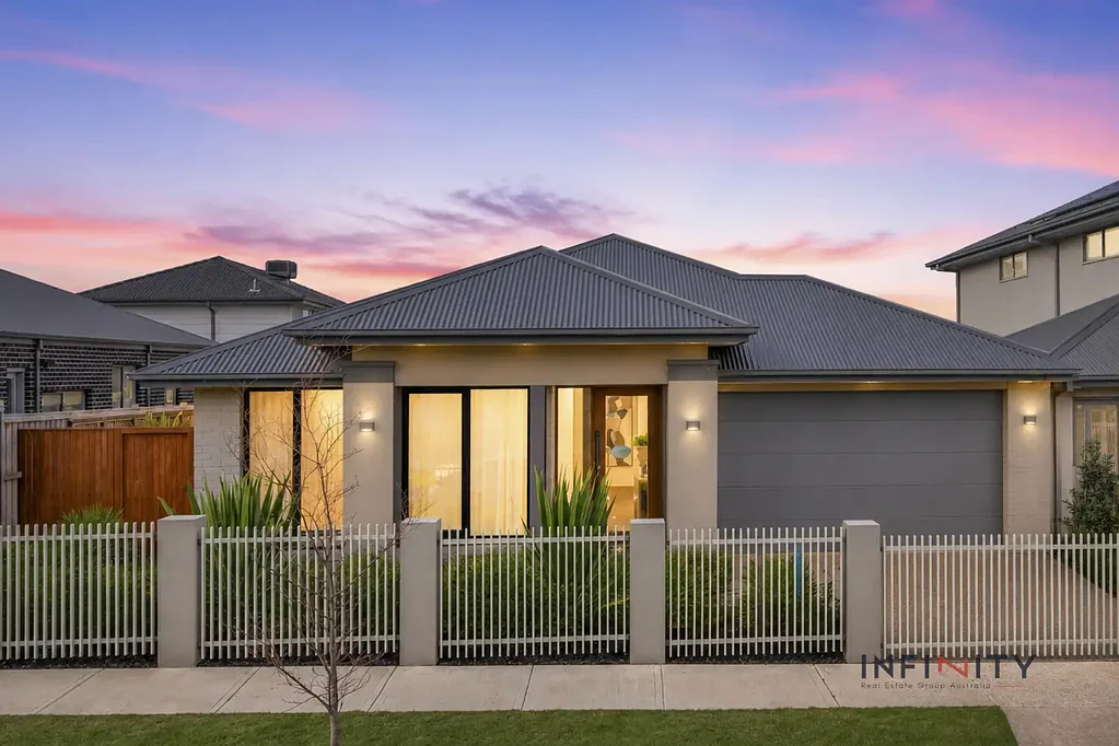 Tarneit 4chambre Premium Display Home in a Prestigious Location – Exceptional Luxury Inclusions!