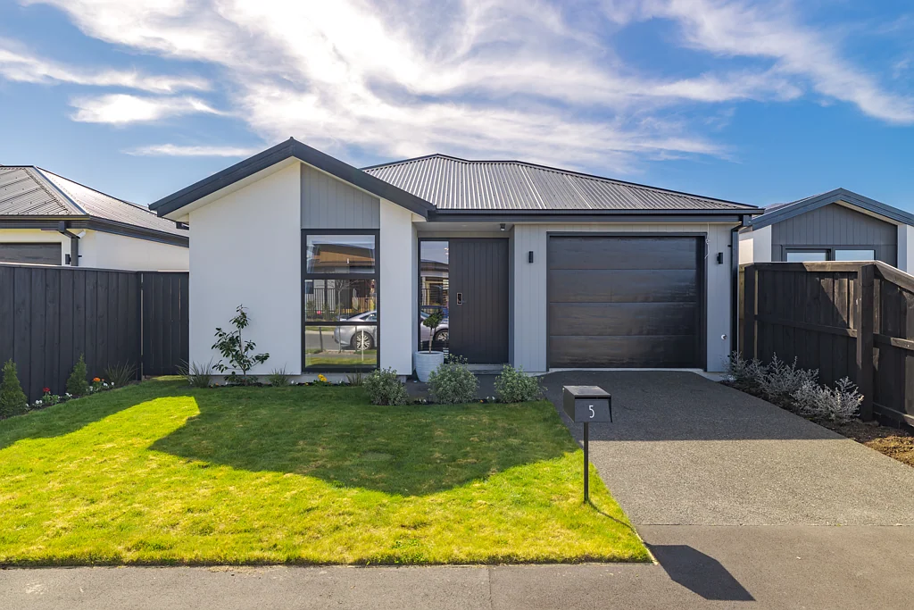 5 Chrysolite Place, Belfast, Christchurch, Canterbury