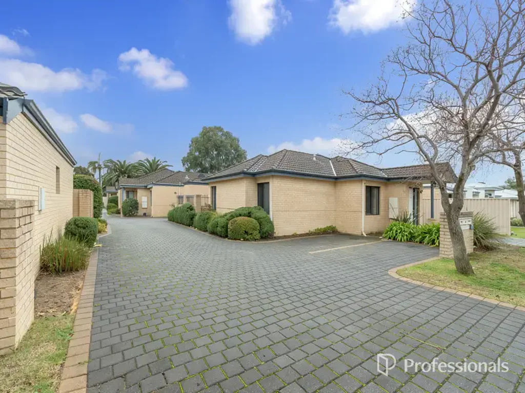 Cannington 3Kwarto Street-Front Villa in Prime Location