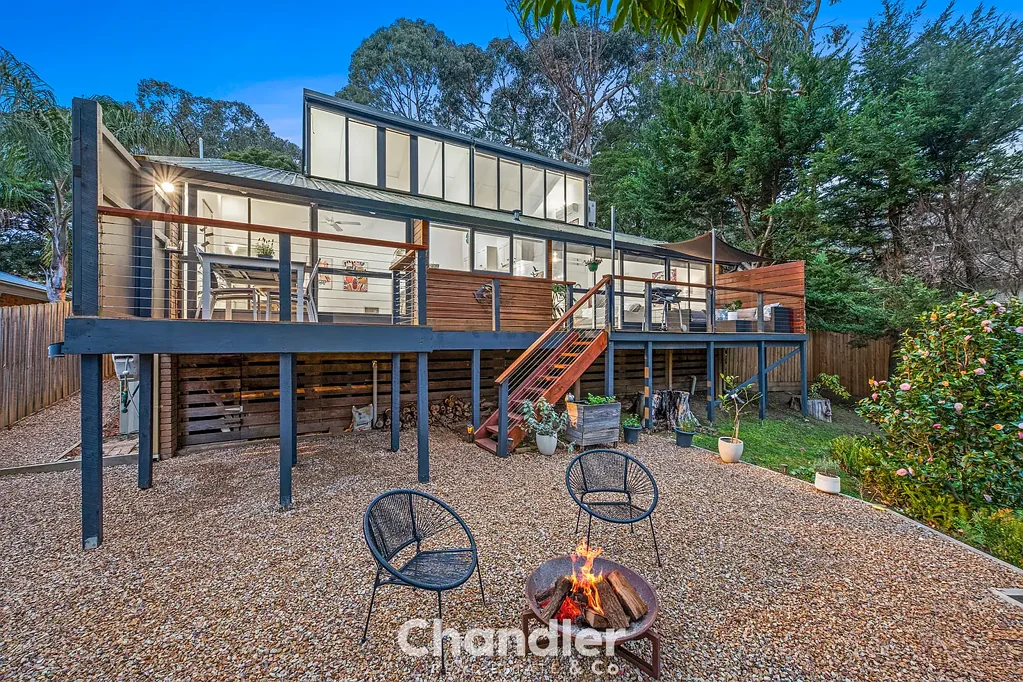 Upwey 4 Bedroom Architecturally Designed Family Sanctuary in a Premier Upwey Location