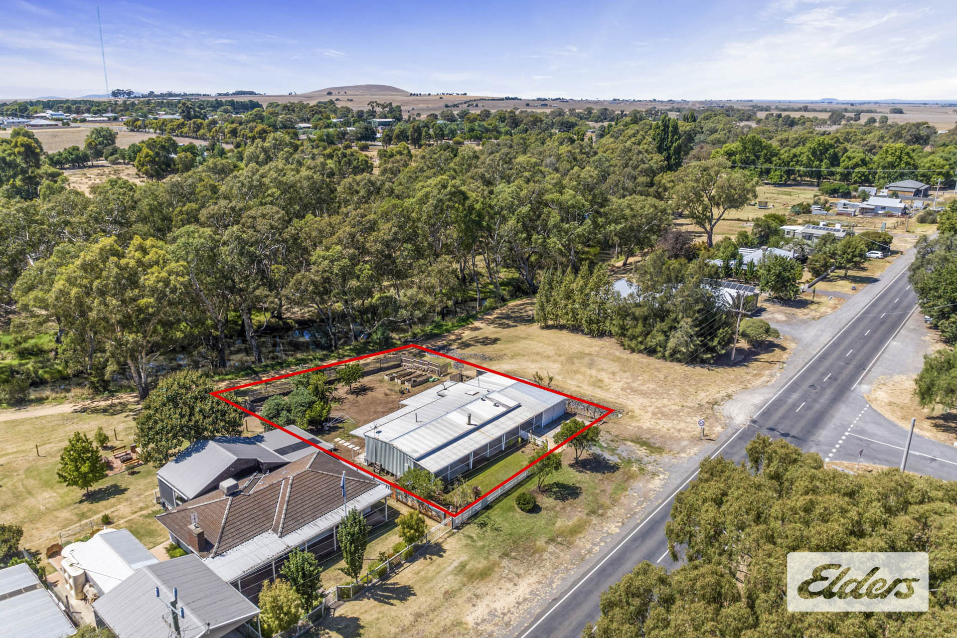 26 BUCKNALL ST, CARISBROOK VIC 3464, 0 રૂમ, 0 બાથરૂમ, House