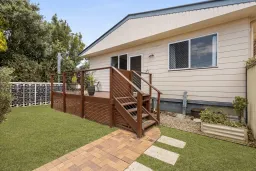 1/1 Bray Road, Lawnton