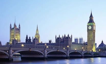 英国首相卡梅伦推福利改革取消对年轻人住房补贴