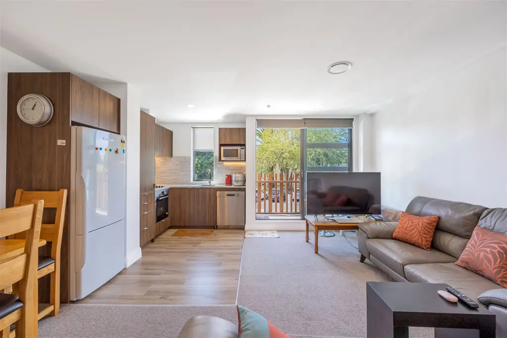 Albany 2房  Urgent! - Serious Seller, Special Offer