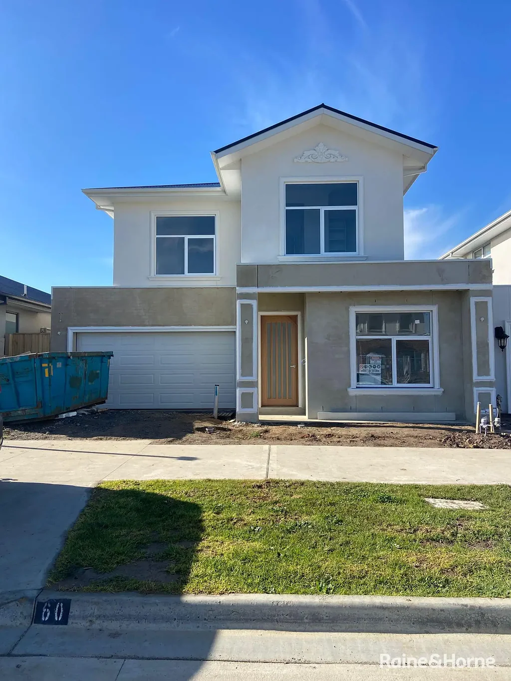 Brand new four Bedroom House in Officer!