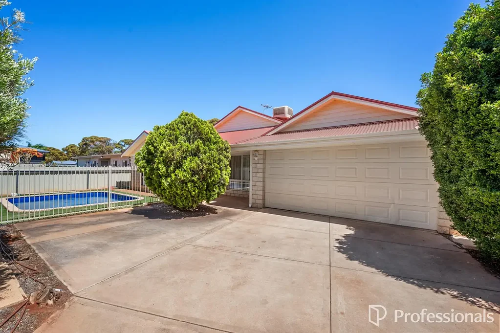 116A Addis Street, West Lamington, WA 6430