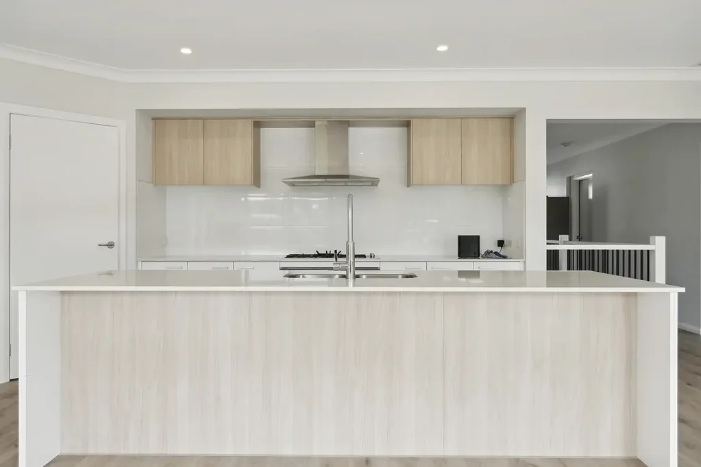 Spacious & Stylish 4-Bedroom New Build With Modern Comforts