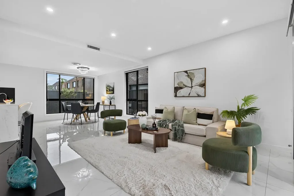 Quakers Hill 4कमरा Low Maintenance Four-Bedroom House