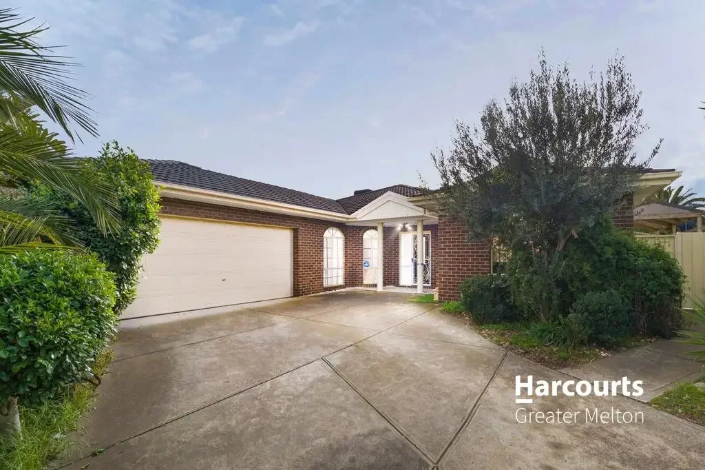 Taylors Hill 4房  Position, Potential & Lifestyle in the Heart of Taylors Hill on 660sqm