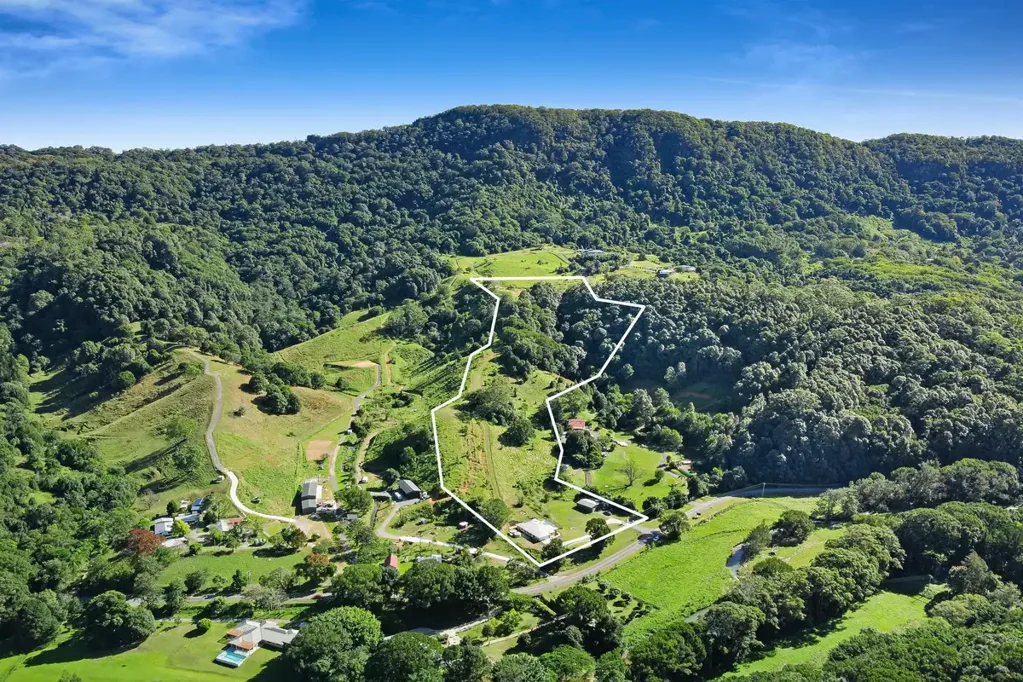 Currumbin Valley 5chambre Your Private Oasis Awaits: Stunning 5.79-Hectare Property in Currumbin Valley