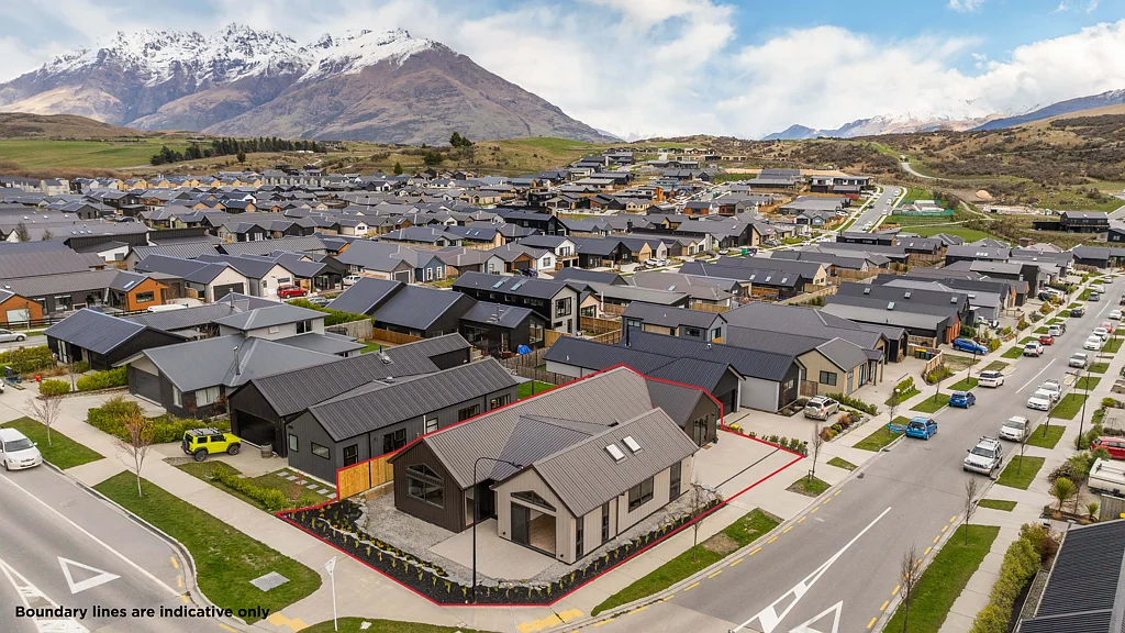 Jacks Point 4 Slaapkamer Brand new home and income – move in now!