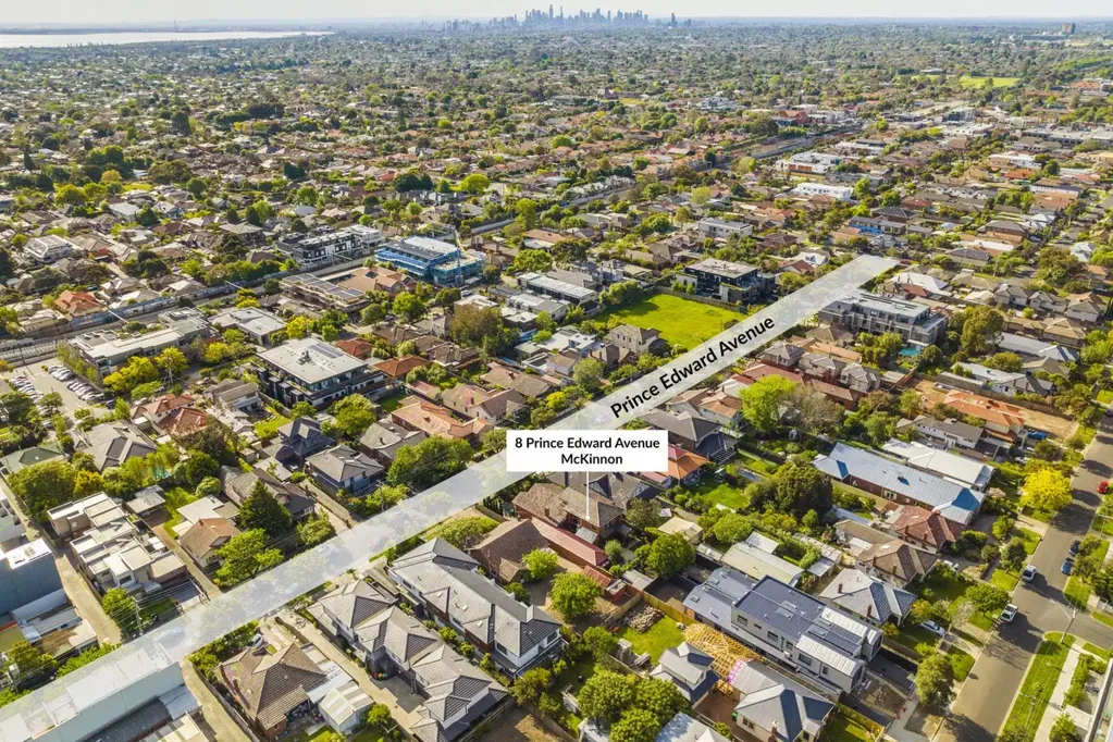 Mckinnon 3कमरा McKinnon School Zone Knock Down Rebuild/Redevelopment Opportunity