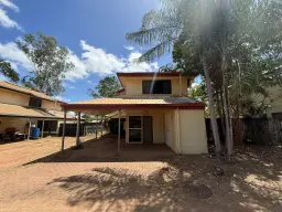 7 Bombax Ct, Nanum