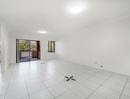 7/9-11 Bathurst Street, Liverpool, NSW 2170, 2部屋, 1バスルーム, House