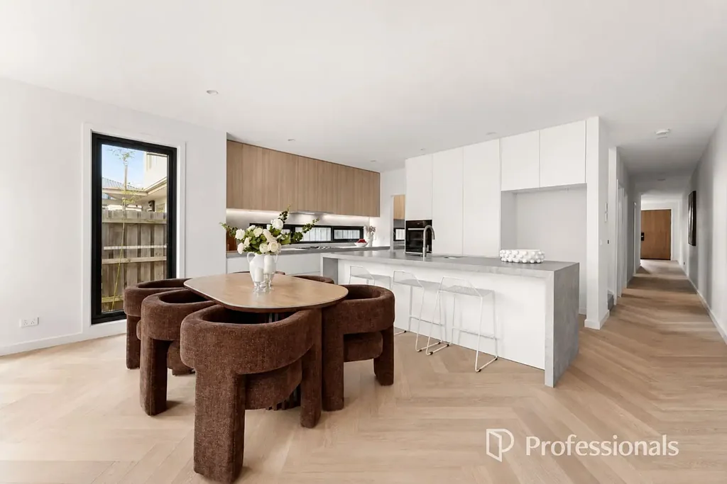Bentleigh East 4બેડરૂમ Brand New! Approx. 303sqm of Internal Space