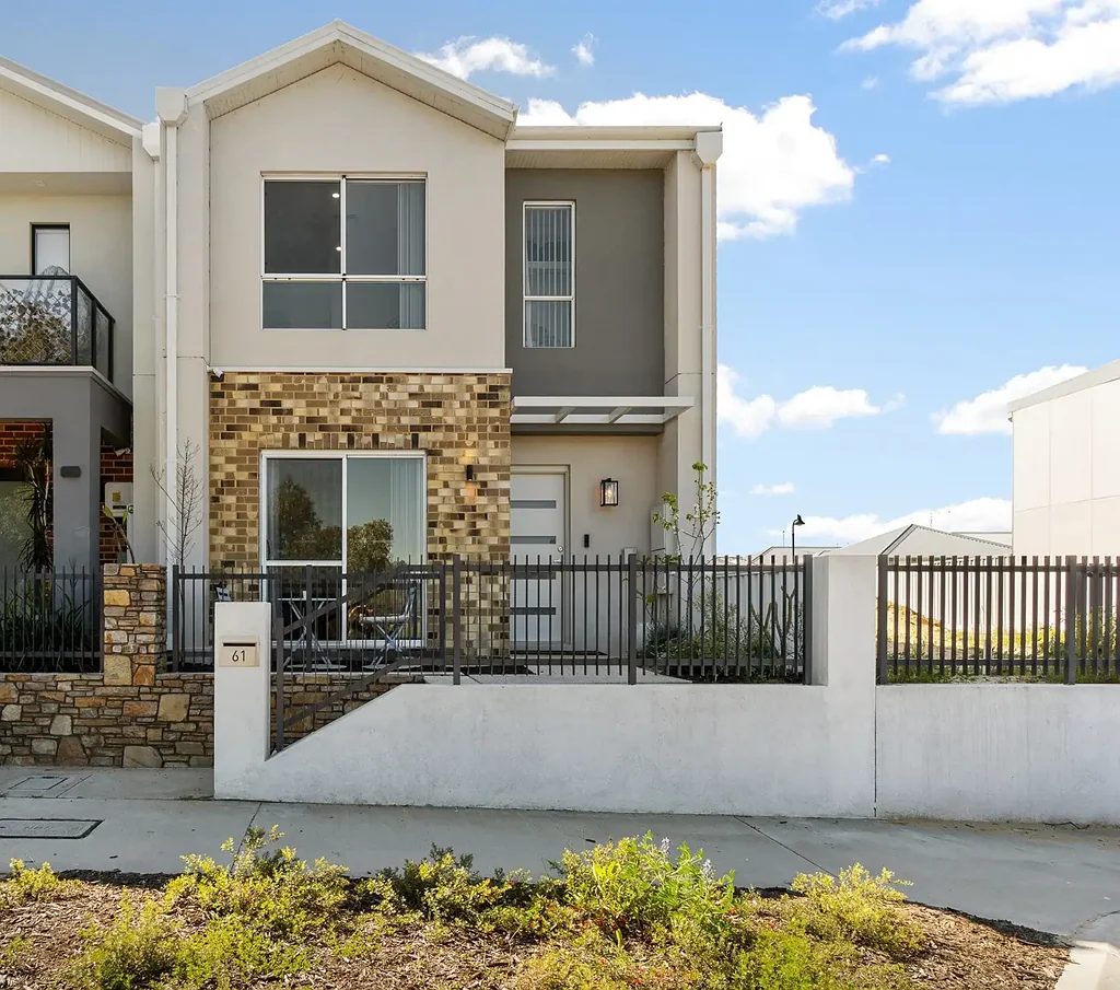 Wanneroo 4房  MODERN AND SOPHISTICATED WITH AN ATTRACTIVE TRANQUIL LOCATION!