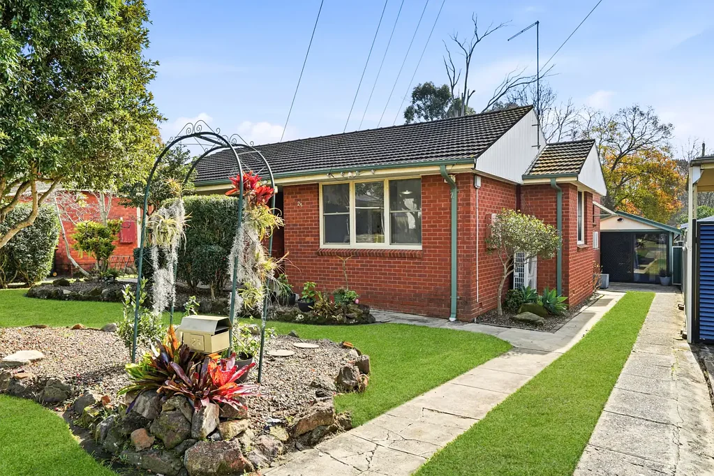 Blacktown 4Habitaciones Charming Full Brick Residence backing onto a Reserve