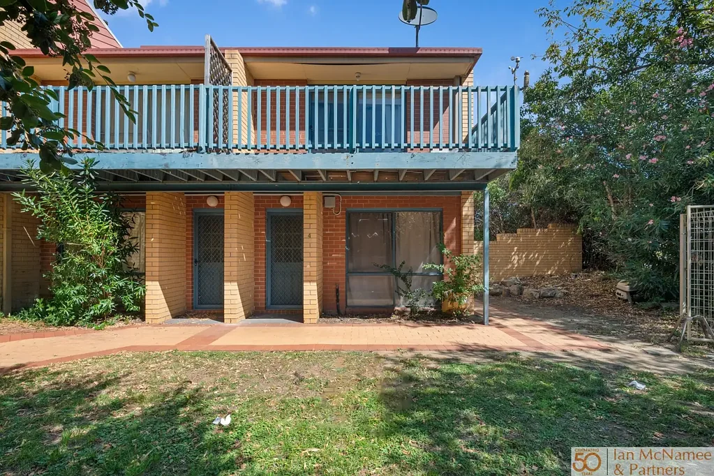 TWO BEDROOM TOWNHOUSE