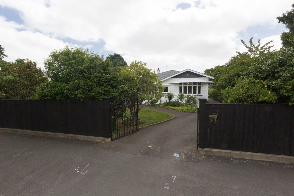 27 Batt Street, West End, Palmerston North, 3 phòng ngủ, 2 phòng tắm