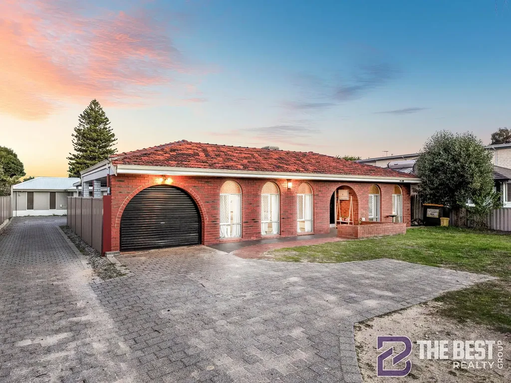 Thornlie 4房  The Ultimate Family Package: Lifestyle, Comfort, and Unmatched Convenience!