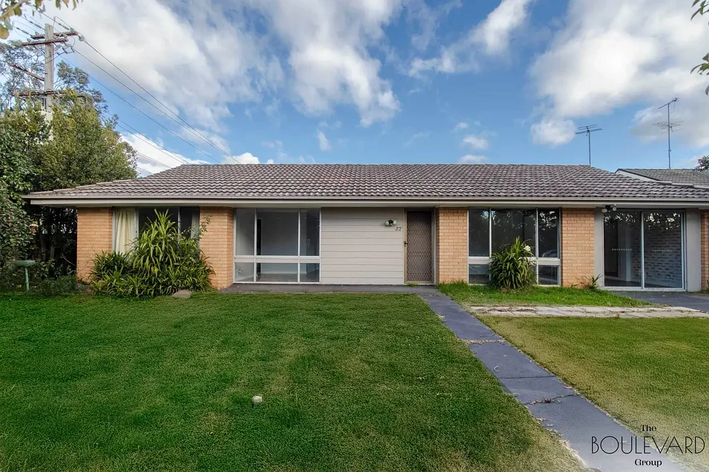 Wilton 3 Bedroom E1 ZONED! 3 BEDROOM HOME!