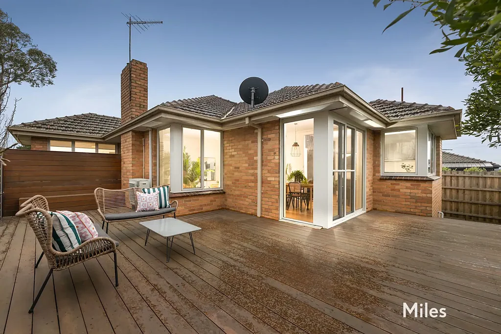 Rosanna 3房  Stylish Mid-Century Mountain View Retreat