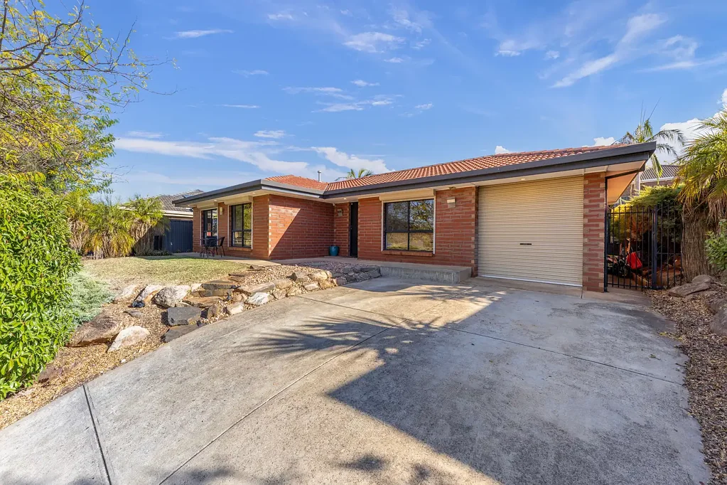 18 Taranaki Court, Greenwith, SA 5125