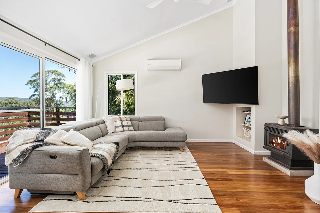 35 & 35a Alison Road, Springfield, NSW 2250