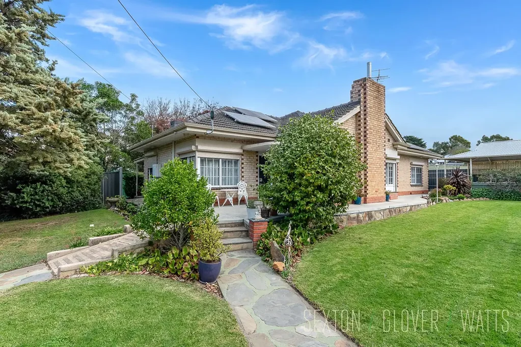 Lobethal 3房  Classic Mid Century Home Among Rolling Hills