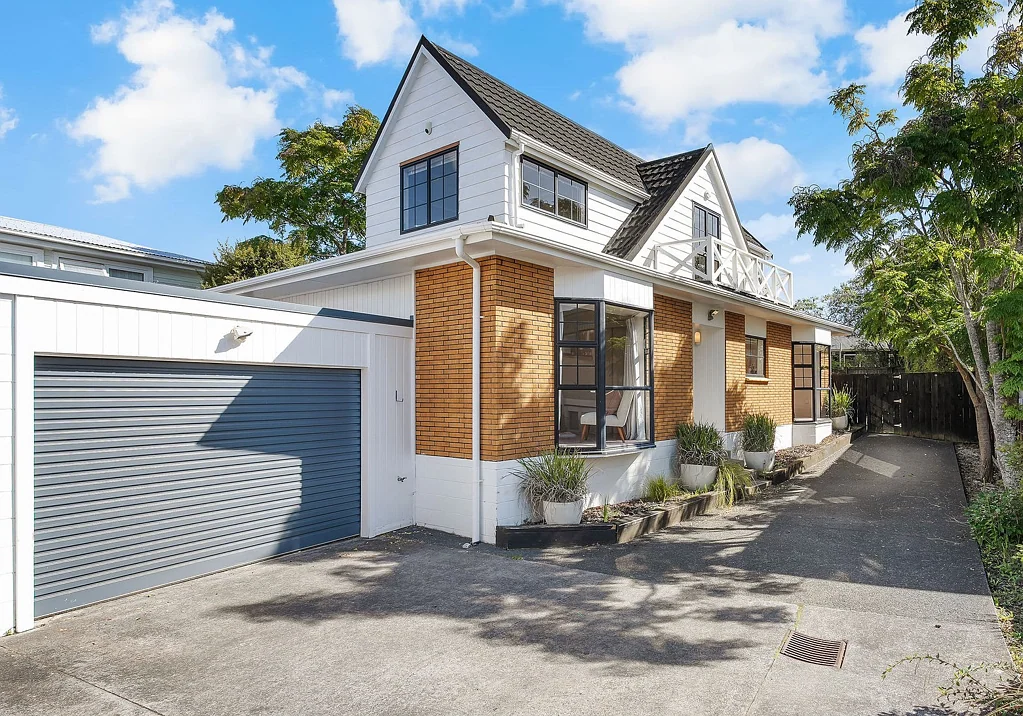 2/97 Matipo Road, Mairangi Bay, North Shore City, Auckland