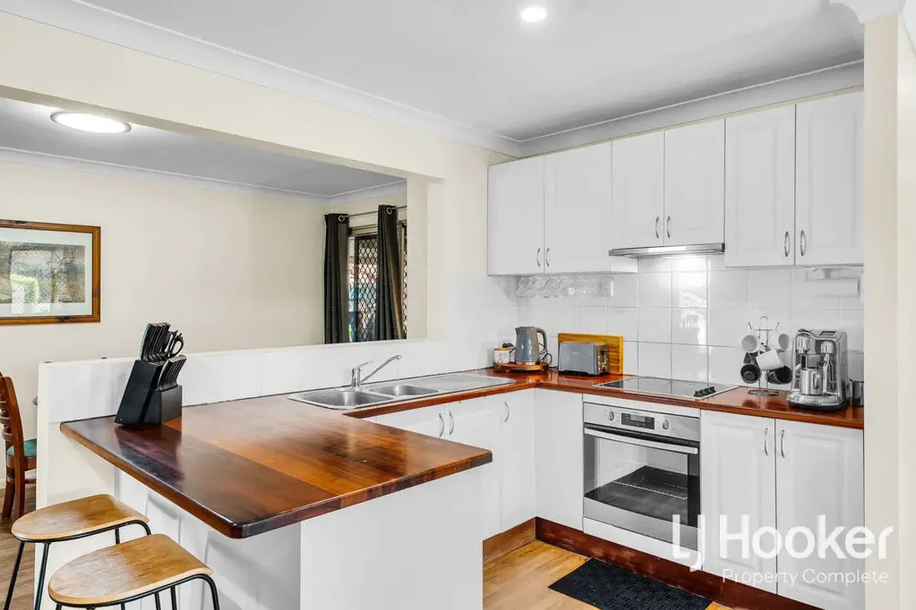 12 Hutt Court, Crestmead, QLD 4132