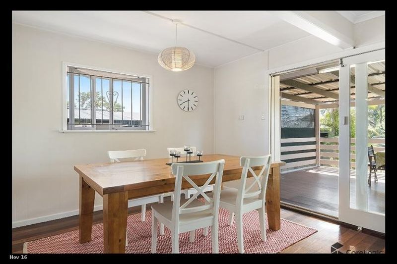 24 RYHILL RD, SUNNYBANK HILLS QLD 4109, 0 habitaciones, 0 baños, House