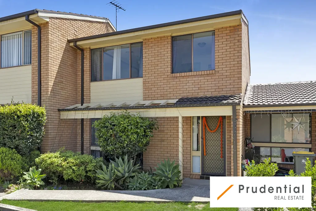 9/120 Oxford Road, Ingleburn, NSW 2565