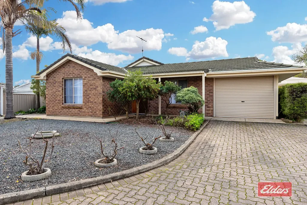 Neat and tidy 2 bedroom unit!