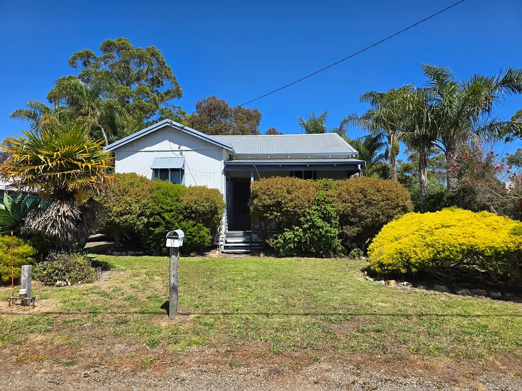 5 Eaton Avenue, Mount Barker, WA 6324
