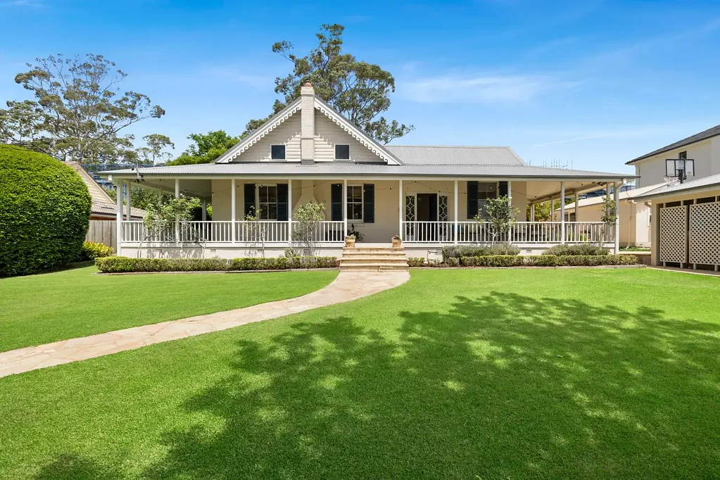 8 Bimburra Avenue, St Ives, NSW 2075