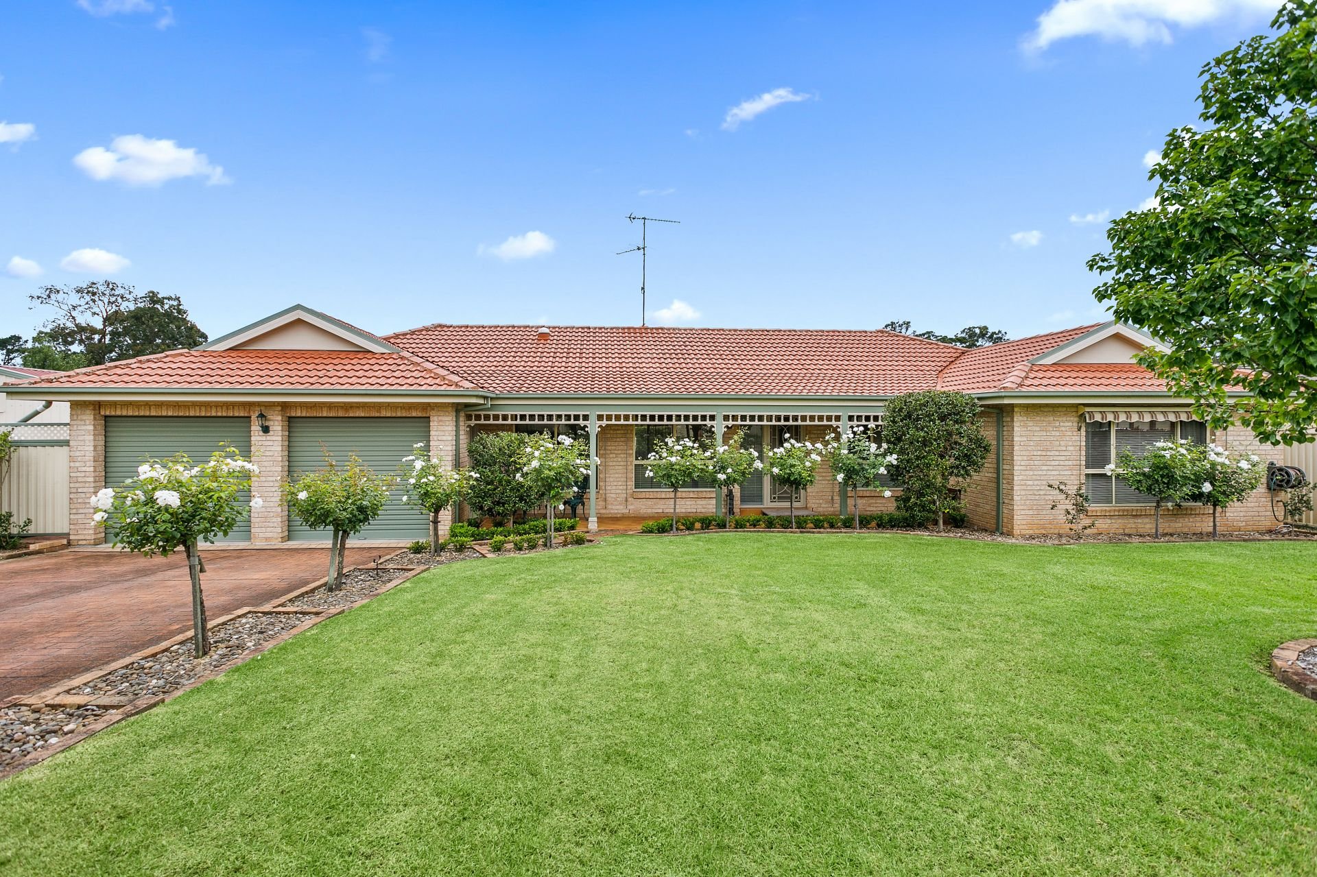 8 MADIGAN GR, THIRLMERE NSW 2572, 0房, 0浴, House