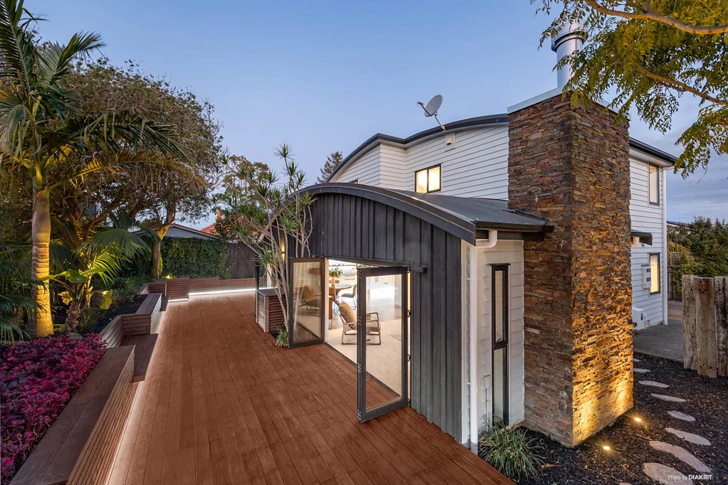 Devonport 4 Slaapkamer Designed for Celebration, Crafted for Living.