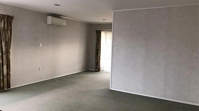 PAPAKURA, 3 BEDROOMS