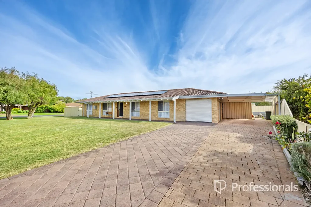 West Busselton 3Kwarto Coastal Comfort & Family Convenience in Sought-After West Busselton
