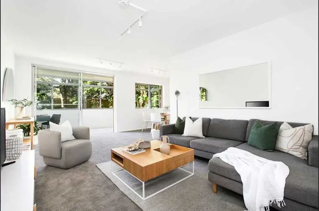 Beautifully Renovated & Spacious 106 sqm Garden Apartment