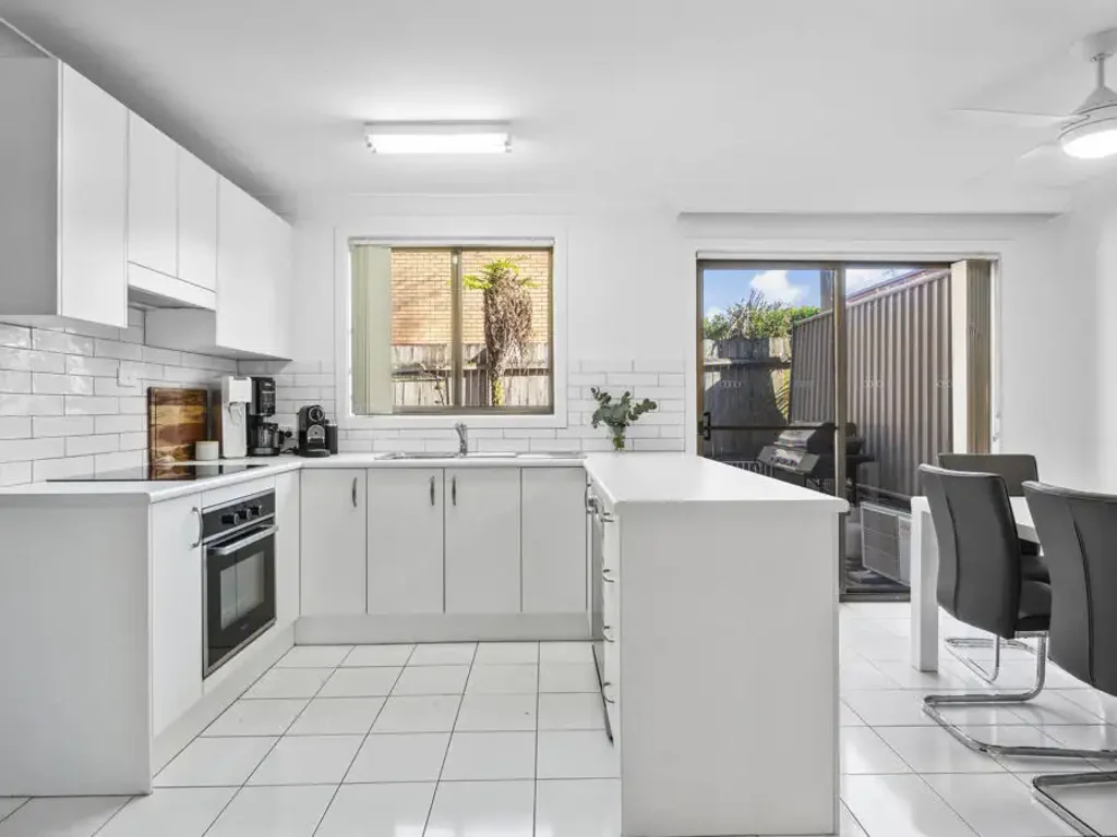 Coffs Harbour 2Kwarto Coffs Townhouse with Bushland Outlook...