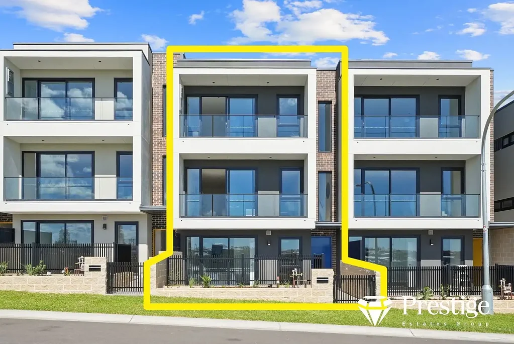 Box Hill 4 Bedroom Brand New Architecturally Designed Masterpiece |Rare 4-Bedroom Tri-Level Residence | Prime Corner Position